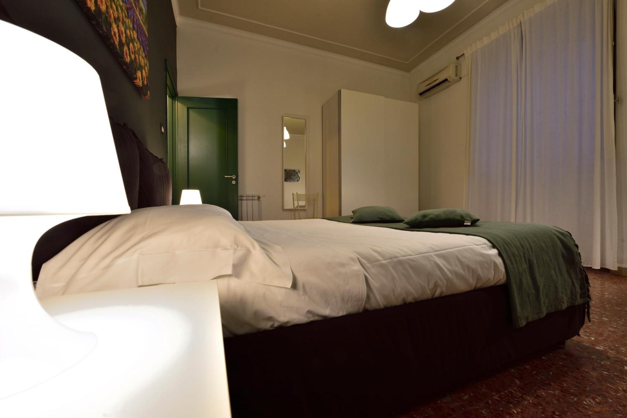 Casa Vacanze Italia Catánia Buitenkant foto
